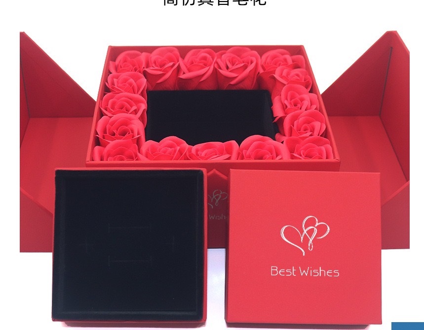 Комплектница с розами Комплектница