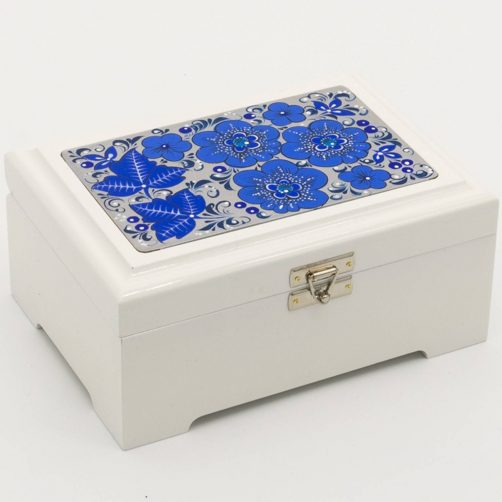 Р98б Шкатулка деревянная