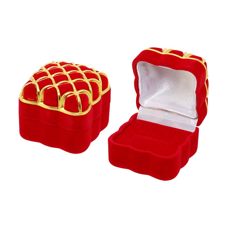 0351С-А33 Коробочка под кольцо