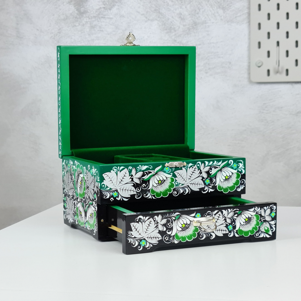 Р59з Шкатулка деревянная